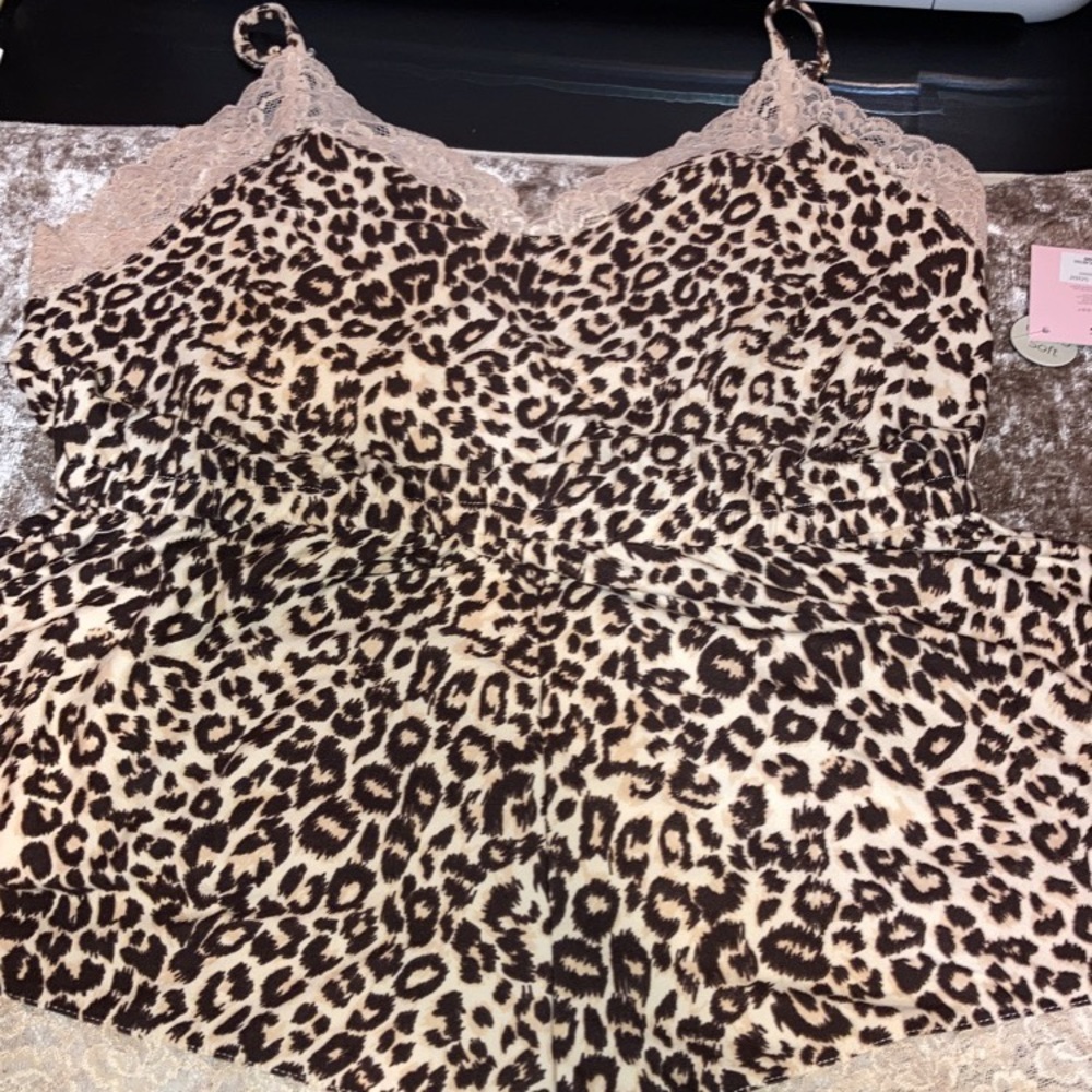 Brand new leopard romper Pj